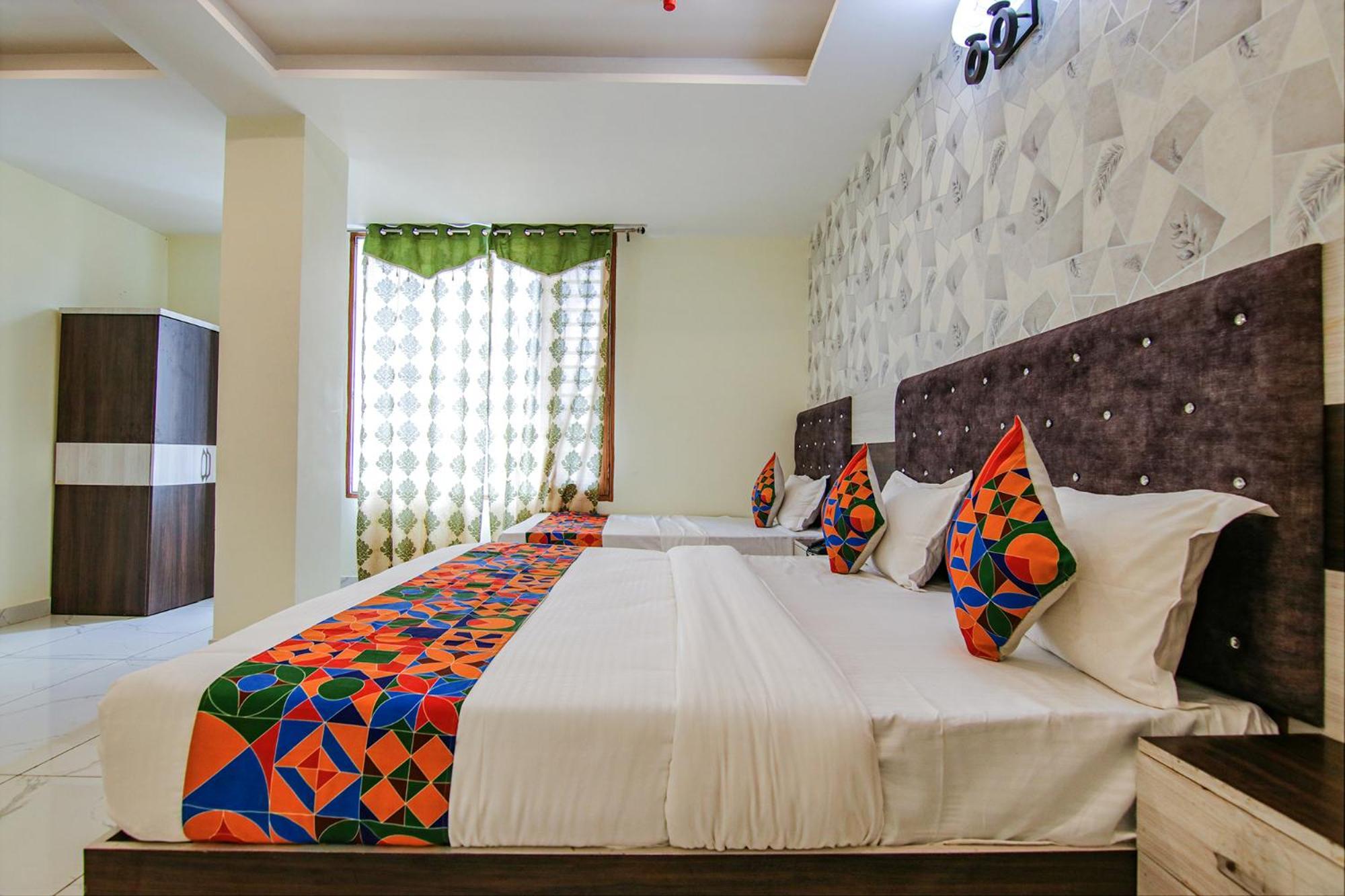 Fabhotel Meridian Inn Mohali Екстериор снимка
